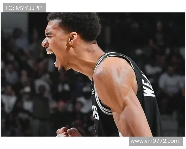 马刺与灰熊激战正酣CCTV5直播全程精彩回放与分析 马刺与灰熊激战正酣CCTV5直播全程精彩回放与分析