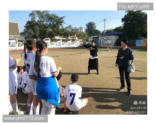 北京足球队的拼搏历程与梦想追逐的精彩瞬间回顾 北京足球队的拼搏历程与梦想追逐的精彩瞬间回顾