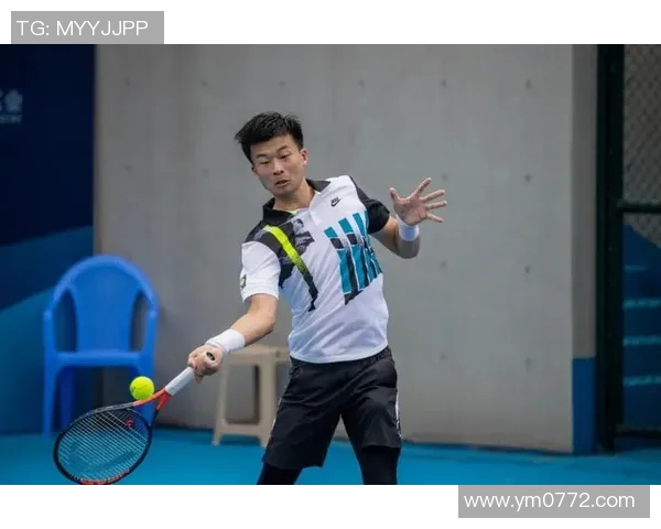 南京网球队与成都网球队赛后状态分析与复盘总结